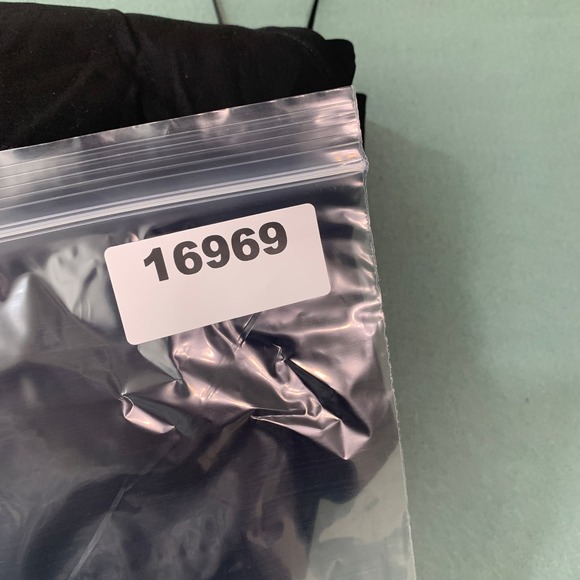 Ann Taylor Top Womens 8P Black Crossback Cut Out Short Sleeve‎ Casual Party - Picture 11 of 11